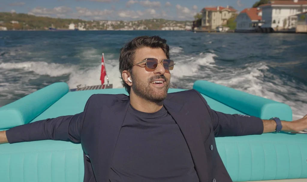 انگین آکیورک در سریال ترکی اشراف