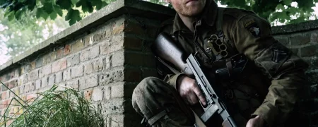 ۱۰ فیلم جنگی زامبی‌محور برای علاقمندان ژانر وحشت؛ از Exit Humanity تا Outpost