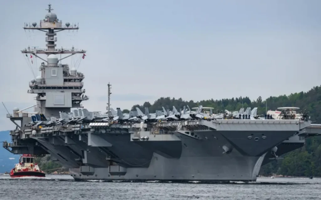چرا نیروی دریایی آمریکا نمی‌تواند کمتر از ۱۱ ناو هواپیمابر در ناوگان خود داشته باشد؟