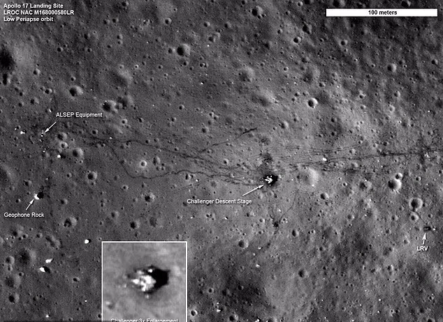 جای قدمهای فضانوردان آپولو ۱۷ روی سطح ماه