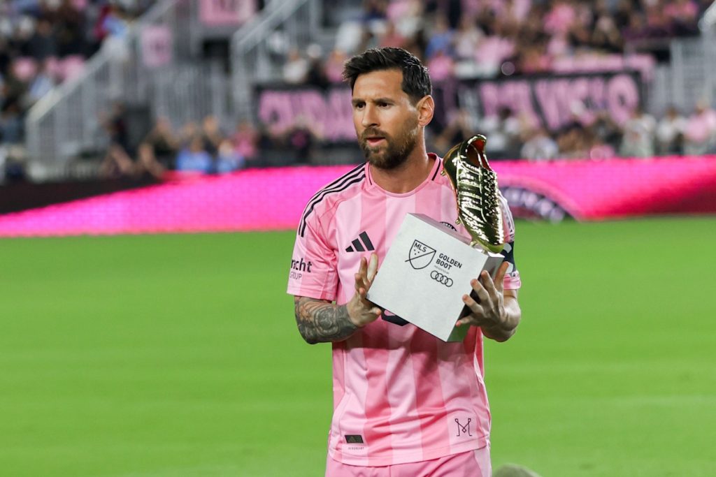 لیونل مسی کفش طلا mls