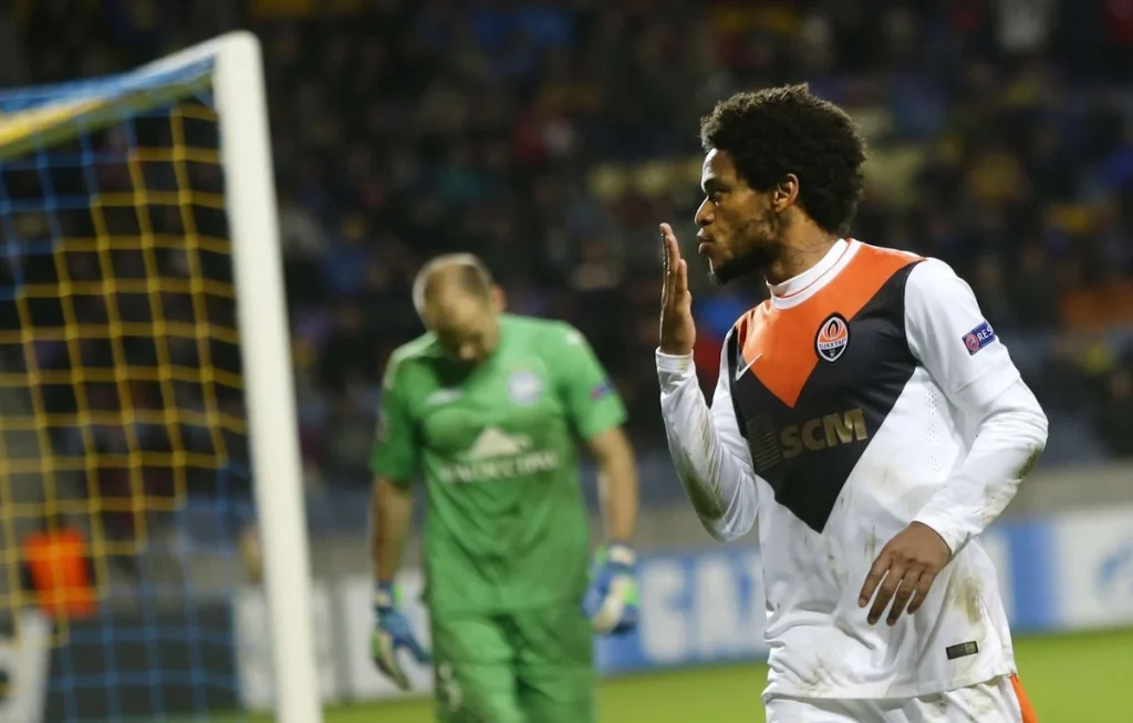 لوییز آدریانو