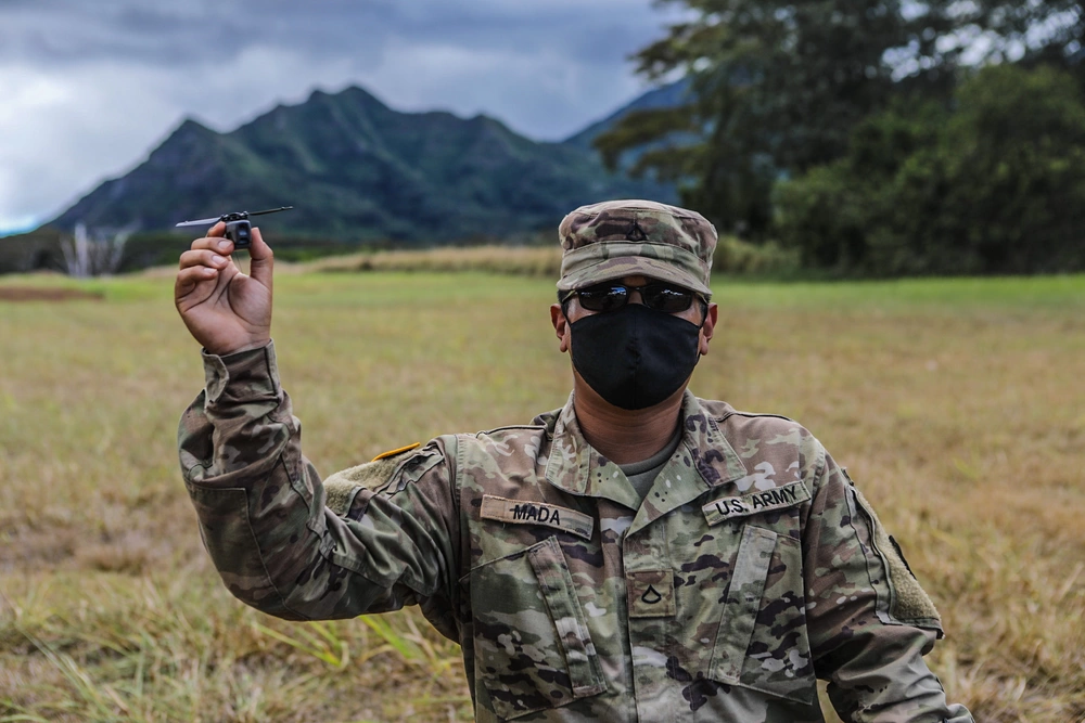 پهپاد بلک هورنت