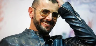 خاطره امین حیایی از سال‌های اولیه بازیگری و کوتاه کردن موهای بلندش در خیابان!