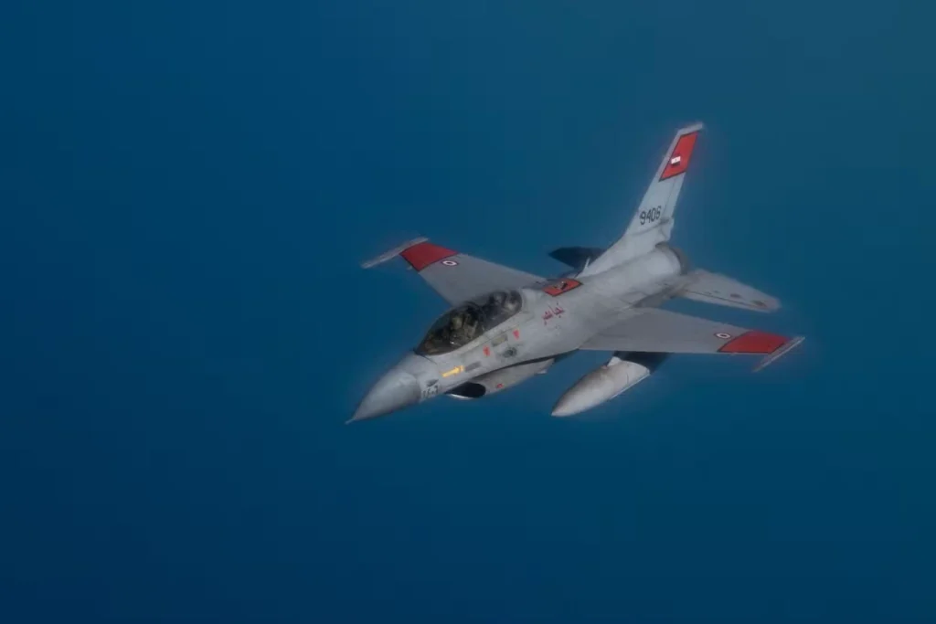 جنگنده اف-۱۶ مصری