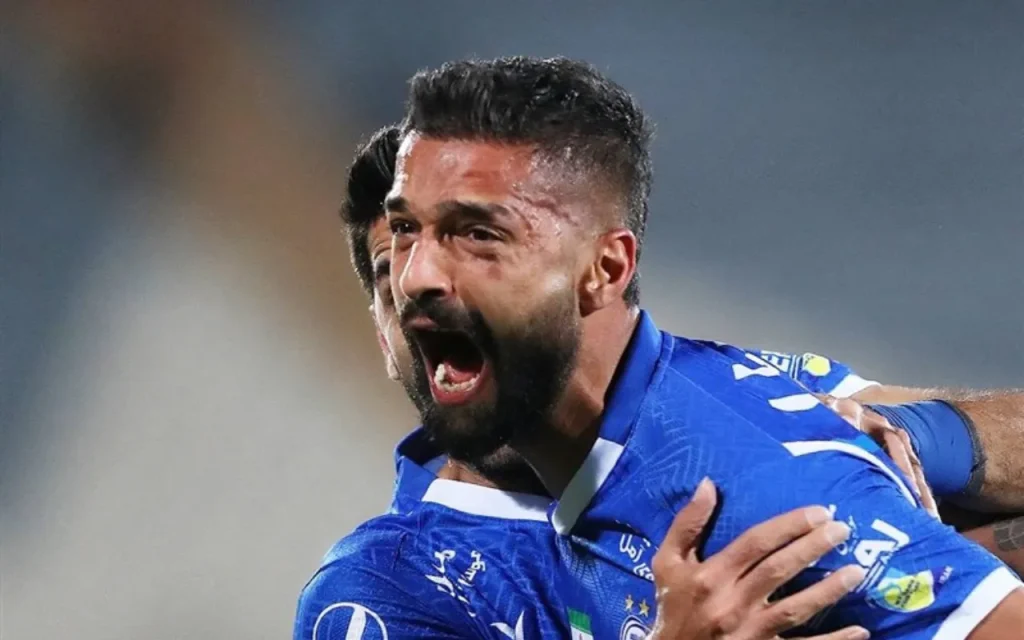 واکنش مدافع استقلال به ویدیو جنجالی منتشر شده: «قضاوت مخصوص خداست!»