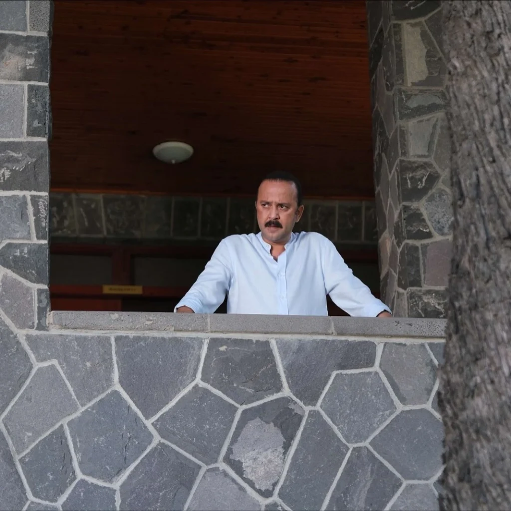 سریال سرزمین‌های حاصلخیز