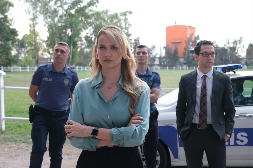 سریال سرزمین‌های حاصلخیز