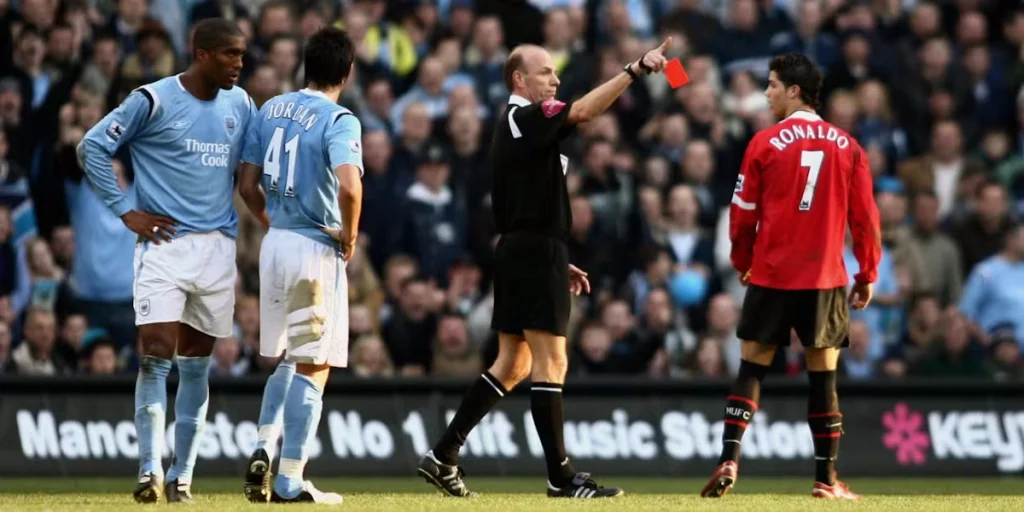 کارت قرمز کریستیانو رونالدو منچستر یونایتد