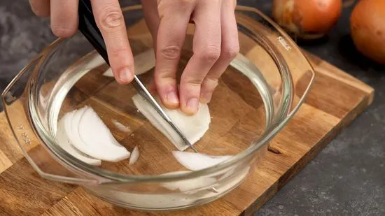 خرد کردن پیاز