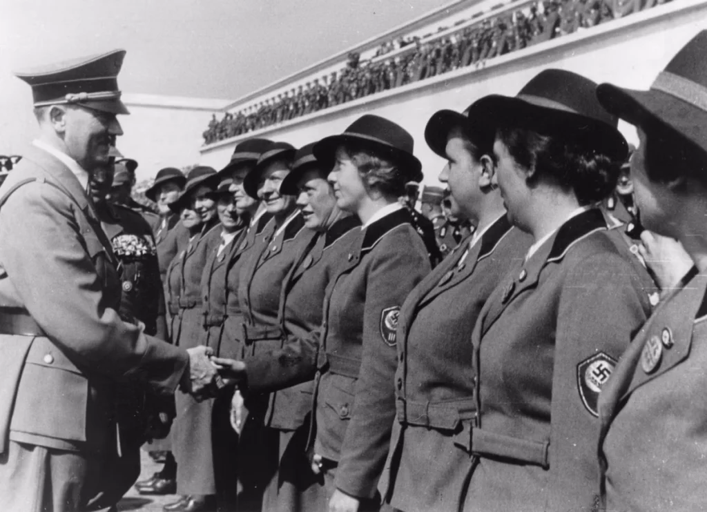 آدولف هیتلر