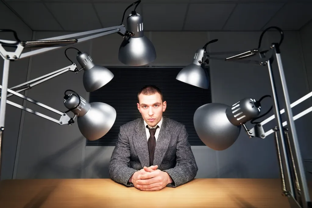 تشخیص دروغگو