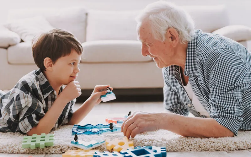 آموزش احترام به بزرگترها