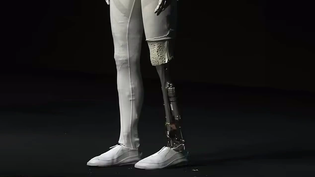 ربات انسان‌نمای IRON