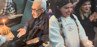 جشن تولد بامزه بهاره رهنما برای اردشیر کاظمی بازیگر پیشکسوت سینما  + ویدیو