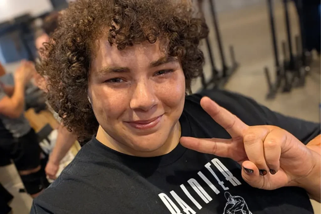 بازپس‌گیری عنوان قوی‌ترین زن جهان از ورزشکار آمریکایی پس از افشا شدن جنسیت او