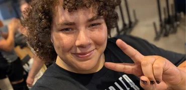 بازپس‌گیری عنوان قوی‌ترین زن جهان از ورزشکار آمریکایی پس از افشا شدن جنسیت او