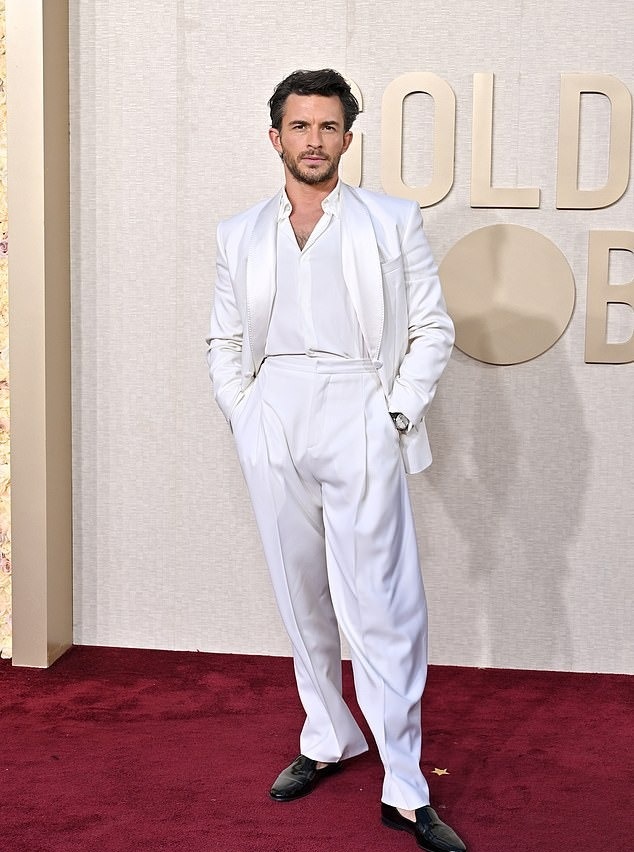 جاناتان بیلی روی فرش قرمز