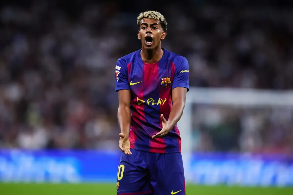 ابتلای لامینه یامال به بیماری نادر و عجیبی که پزشکان آن را «لاعلاج» می‌دانند