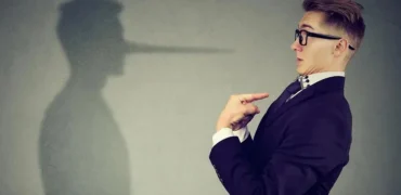 جاسوس سابق سازمان سیا روش ساده‌ای برای تشخیص دروغ گفتن دیگران فاش کرد