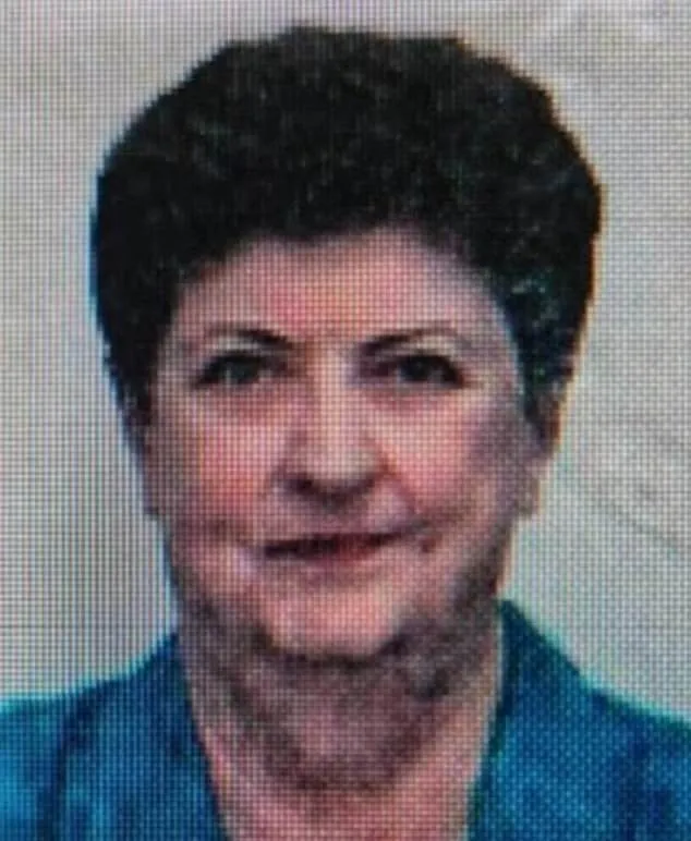 مردی که خودش را شبیه مادرش کرد