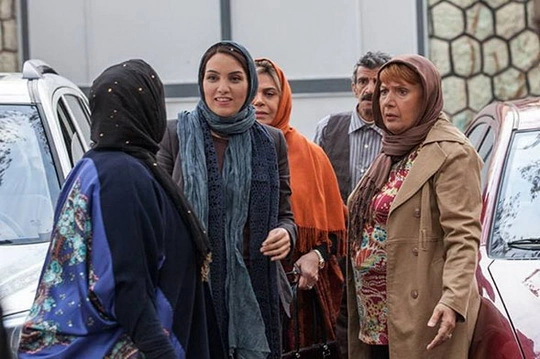 مرجان شیرمحمدی در فیلم اذر شهیندخت