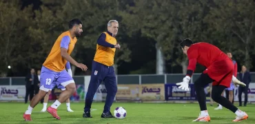 مسعود پزشکیان فوتبالیست شد؛ فوتبال بازی کردن رئیس‌جمهور با بازیکنان تیم ملی!