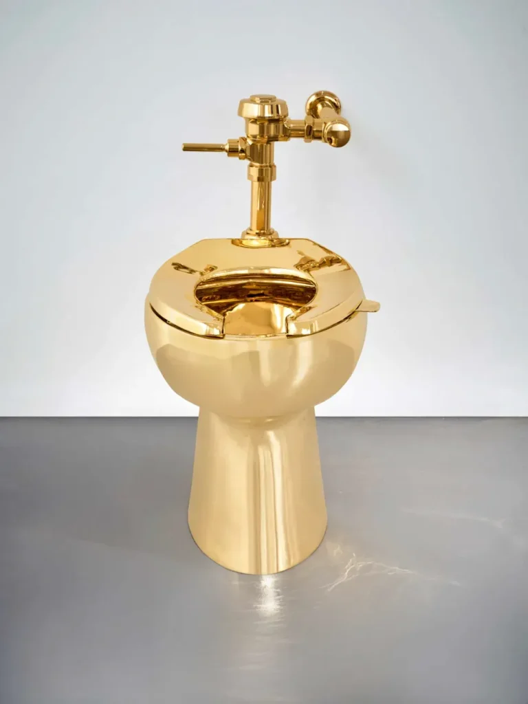 maurizio-cattelan-gold-toilet-2-768x1024.webp