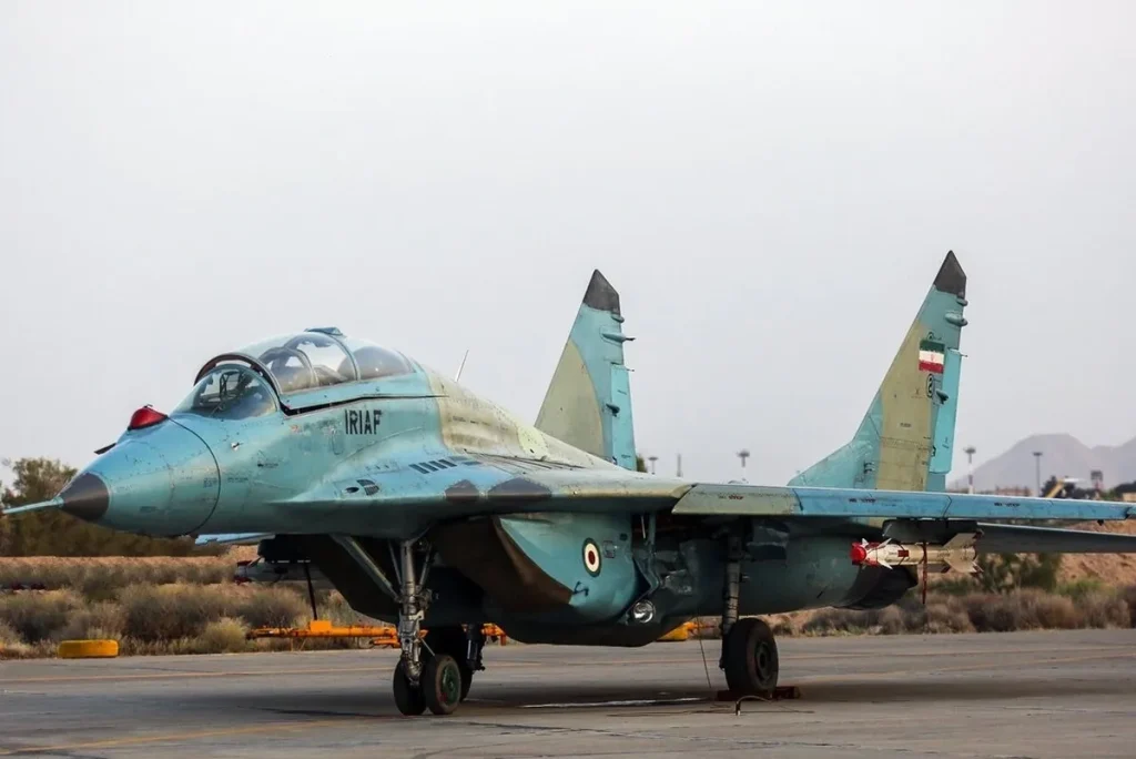 نیروی هوایی ارتش عبور یک فروند جنگنده بر فراز پایتخت را تایید کرد + ویدیو