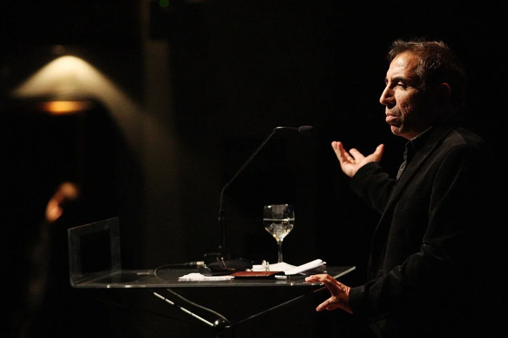 محسن مخملباف