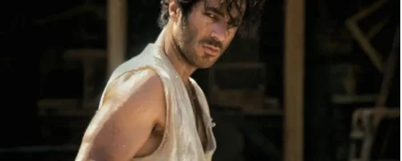 نگاهی به نقش «رحیم نجار» با بازی نوید پورفرج؛ قطب جذاب سریال «بامداد خمار»