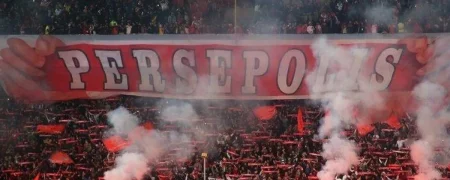 ماجرای درگیری و فحاشی هواداران استقلال و پرسپولیس + ویدیو