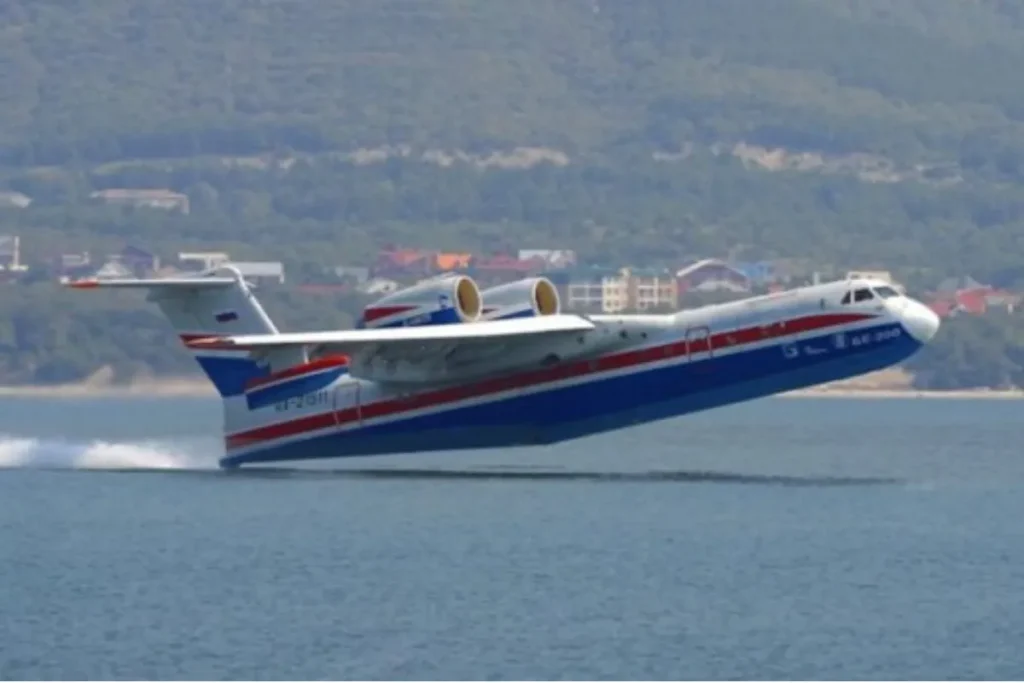 تیک آف دیدنی یک هواپیمای دریایی از روی سطح آب ترند فضای مجازی شد + ویدیو