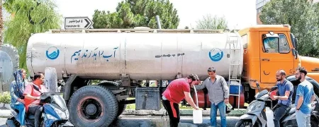 آیا می‌شود تهران را تخلیه کرد؟ واکنشی به صحبت‌های پزشکیان در مورد بی‌آبی پایتخت