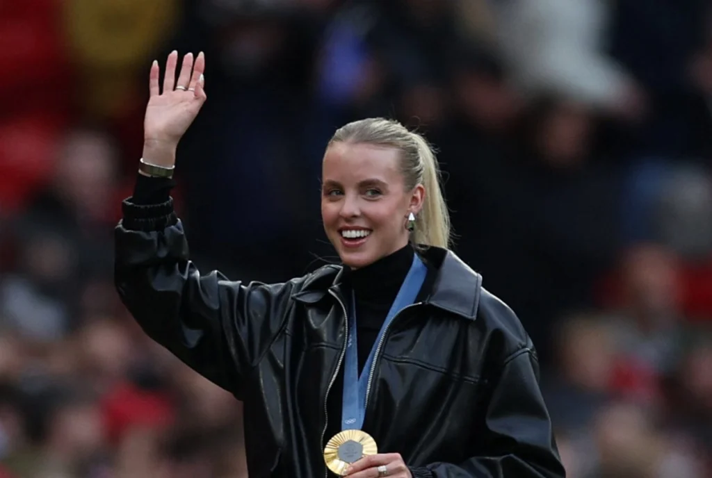 کیلی هاجکینسون