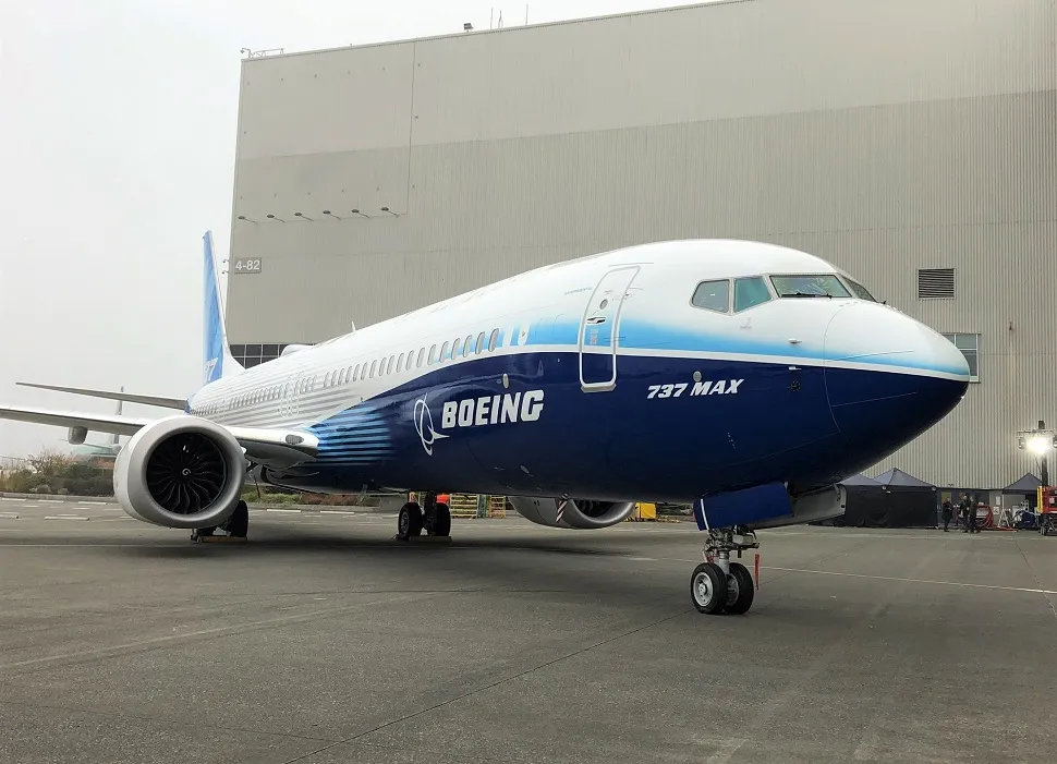 بوئینگ ۷۳۷ مکس