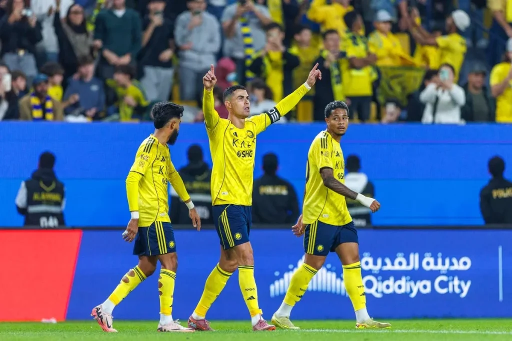 کریستیانو رونالدو رکورد خارق‌العاده‌ای که از سال ۱۹۶۰ دست نخورده بود را نیز شکست