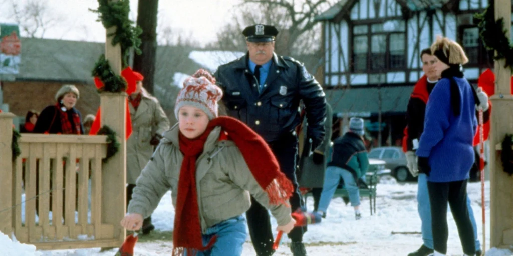 فیلم تنها در خانه