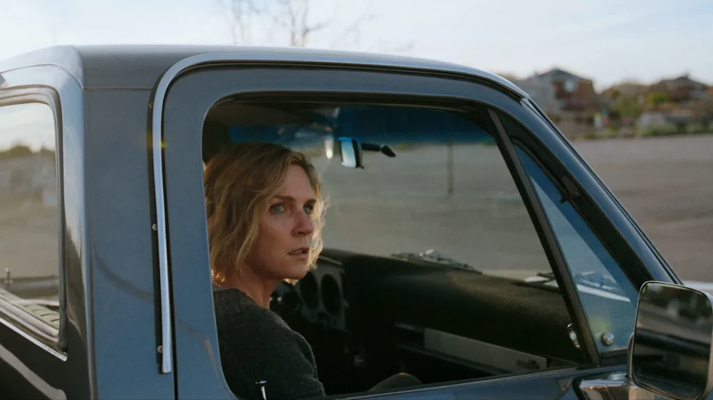 کارول پلوریبوس خودرو