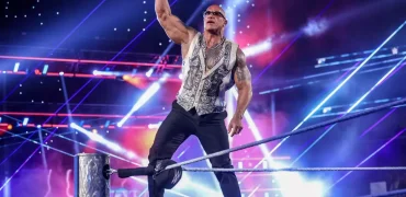 پول هنگفتی که دواین جانسون در دو سال گذشته از دنیای کشتی کج به‌دست آورده است