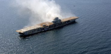 ۵ سلاح که می‌توانند یک ناو هواپیمابر را غرق کنند؛ از سلاح هسته‌ای تا کشتی انتحاری