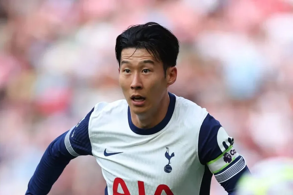 زن کلاهبردار با ادعای بارداری از ستاره تیم ملی کره جنوبی بیش از ۲۰۰ هزار یورو اخاذی کرد!