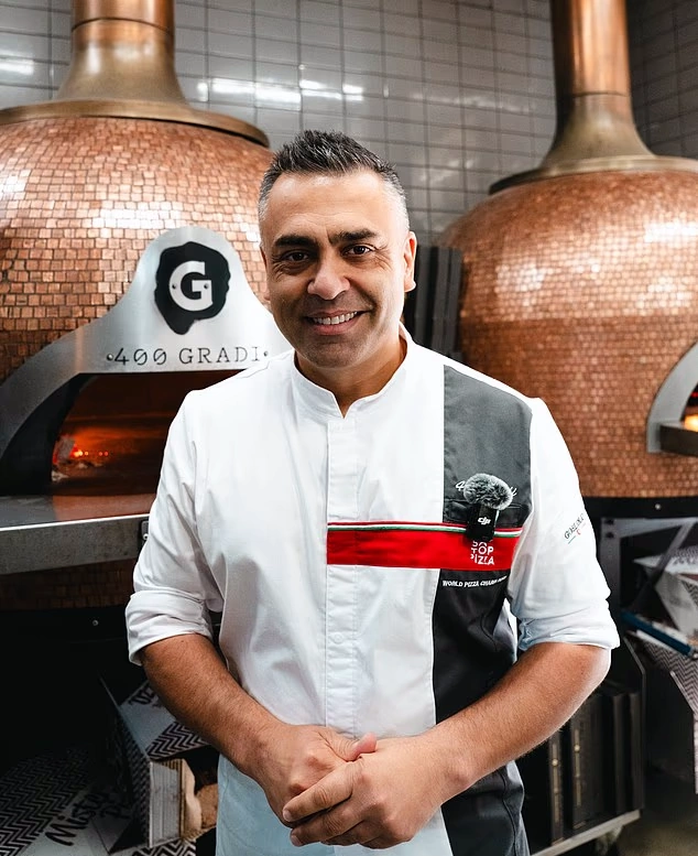 پیتزافروشی زنجیره‌ای ۴۰۰ گرادی