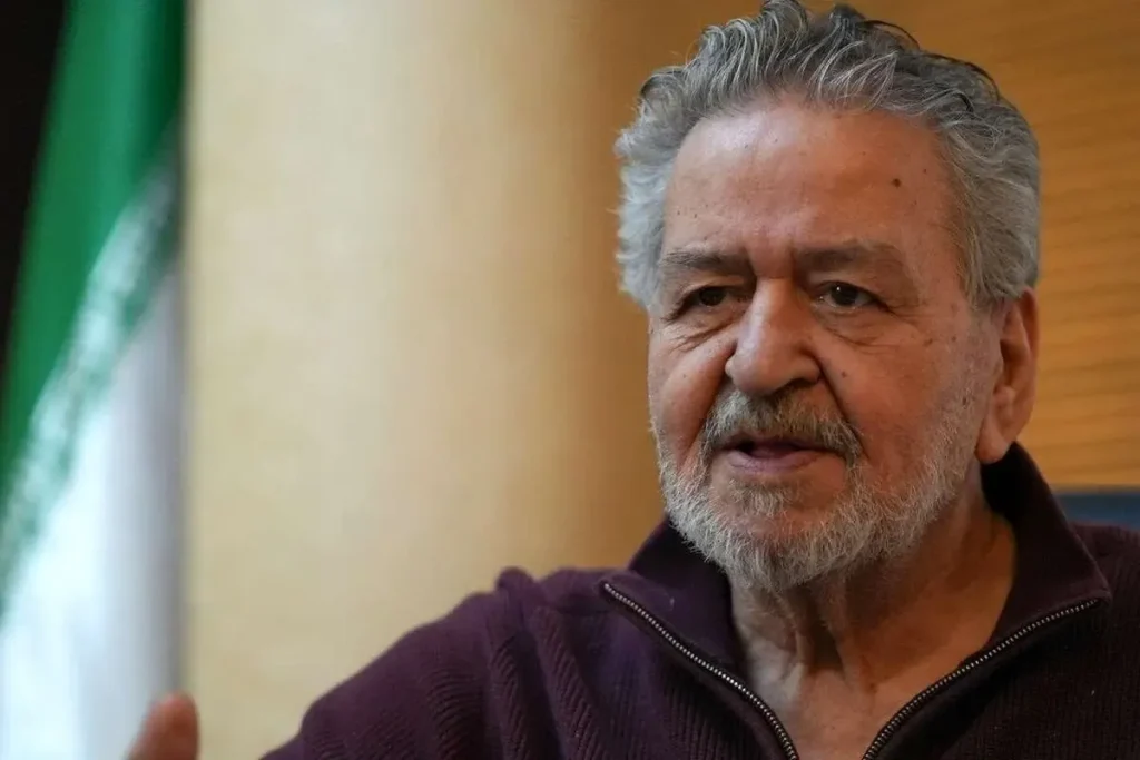 کنایه امیر عابدینی به خداداد عزیزی: «دو تا دریبل زدی، اندازه کوپنت حرف بزن!» + ویدیو