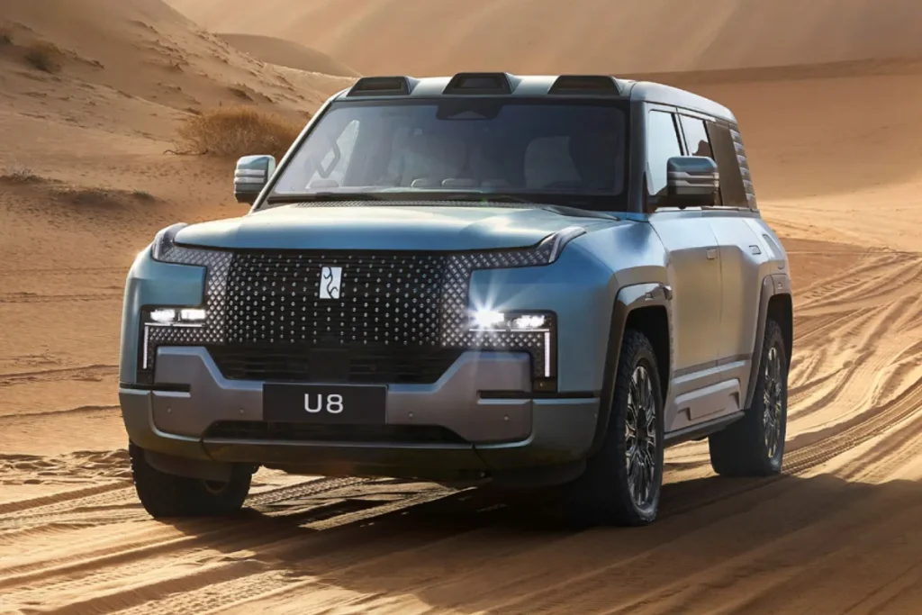 خودرو ۱۸۰ هزار دلاری BYD که یک نخل ۱٬۸۰۰ کیلوگرمی هم نمی‌تواند به آن آسیب بزند!