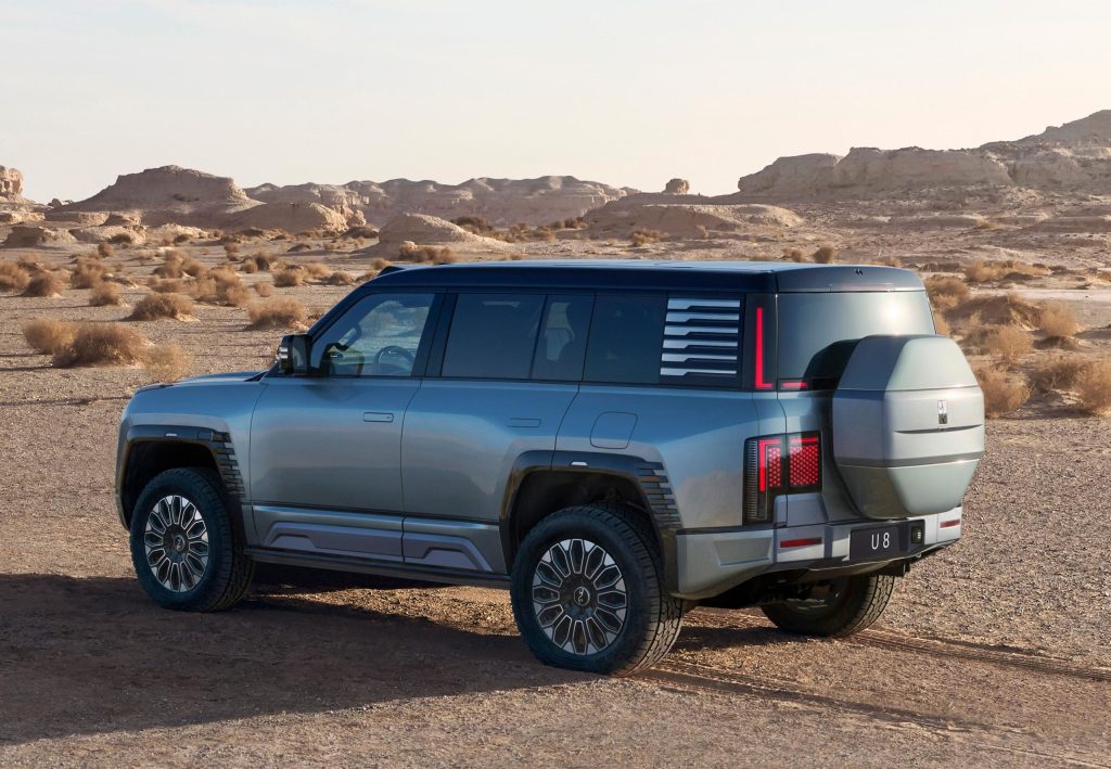 خودرو Yangwang U8