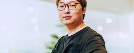 باهوش‌ترین مرد جهان با ضریب هوشی ۲۷۶ سکوتش را درباره وجود خدا شکست!