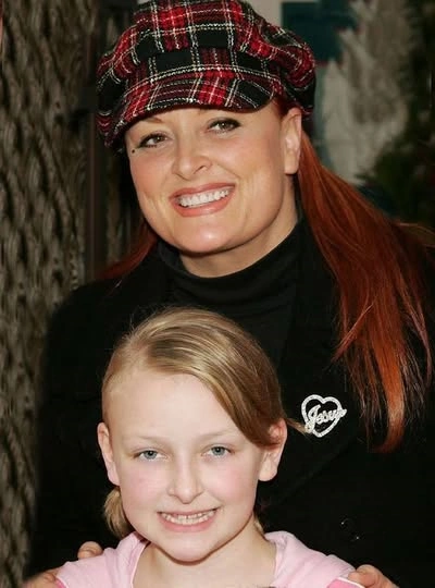 گریس کلی، دختر وینونا جاد،