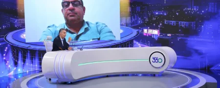 صحبت‌های عادل فردوسی‌پور با مهندس ایرانی در پروژه بازسازی ورزشگاه نیوکمپ + ویدیو