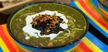 ویدیو مربوط به درآمد روزانه یک آش‌فروش در بازار تهران ترند فضای مجازی شد!